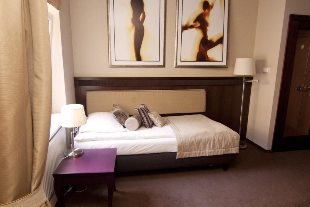 Royal 3* Poznan